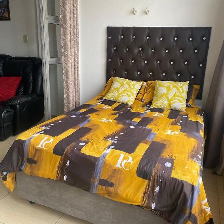 Tenbury Beach Apartment 다반 외부 사진