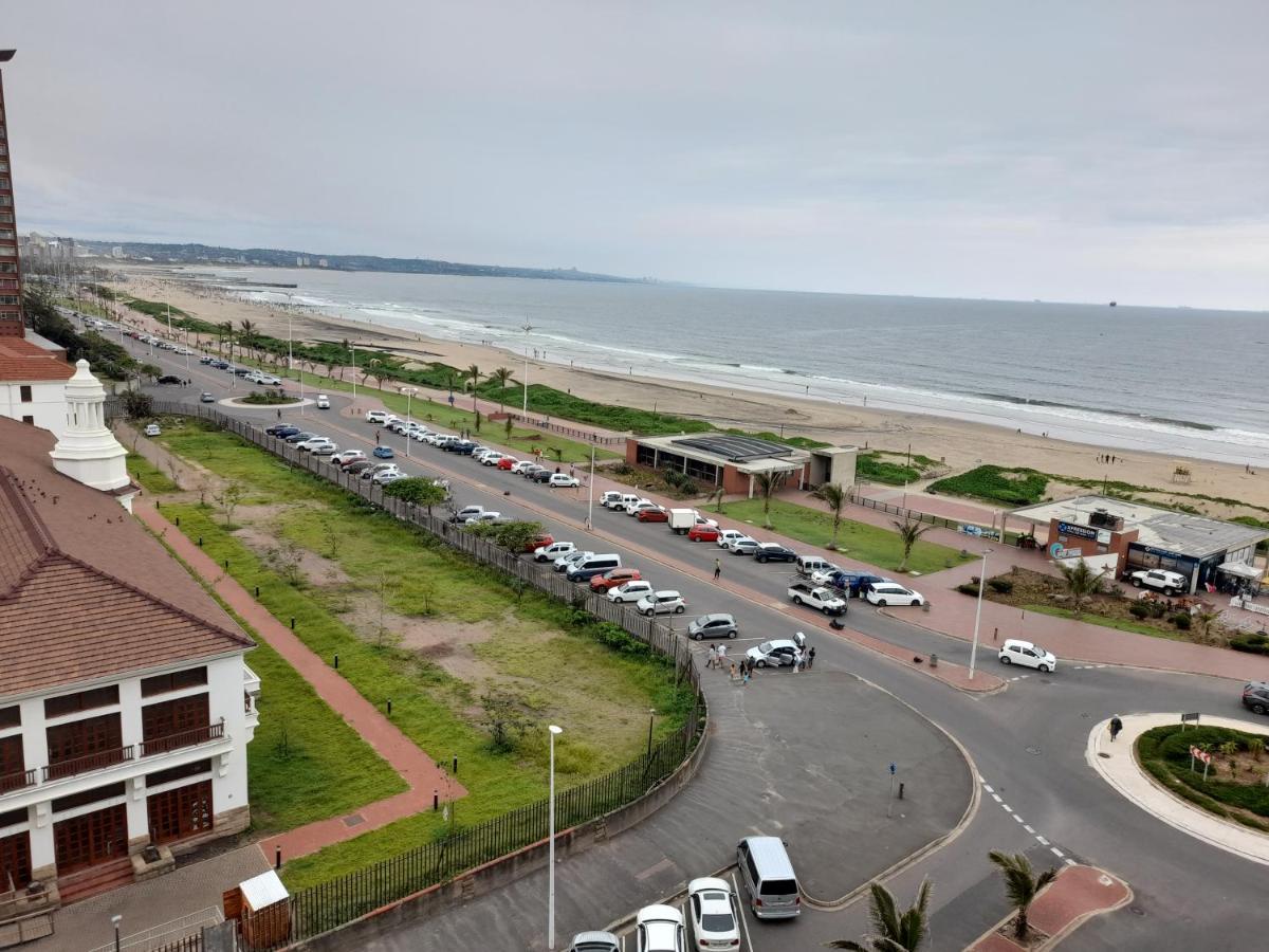 Tenbury Beach Apartment 다반 외부 사진