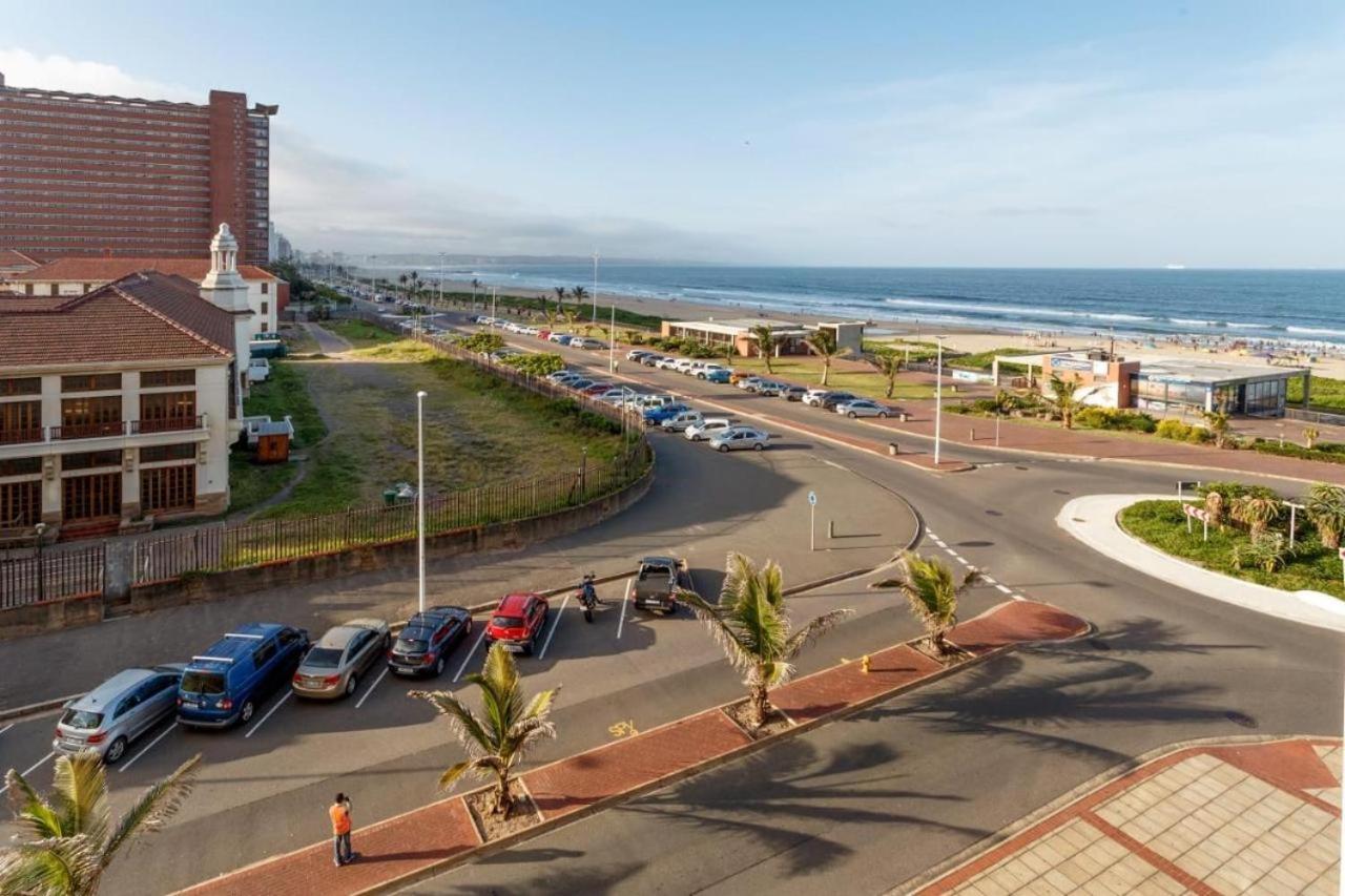 Tenbury Beach Apartment 다반 외부 사진